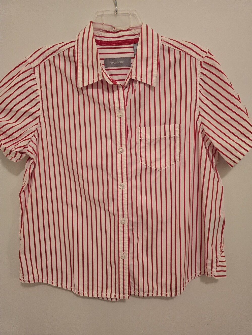 Liz Claiborne Red & White Stripe Button-Up Short Sleeve Shirt Lg Petite